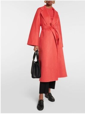 Max Mara Cashmere Icon Ludmilla Coat -  Sz US 2/ IT 36